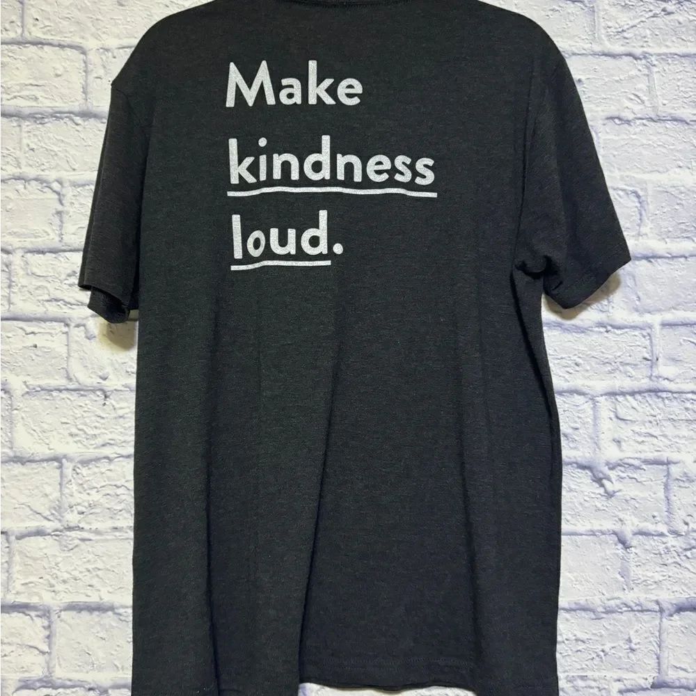 Magnolia Make Kindness Loud T-Shirt Gray Top Size L Waco Texas Shirt